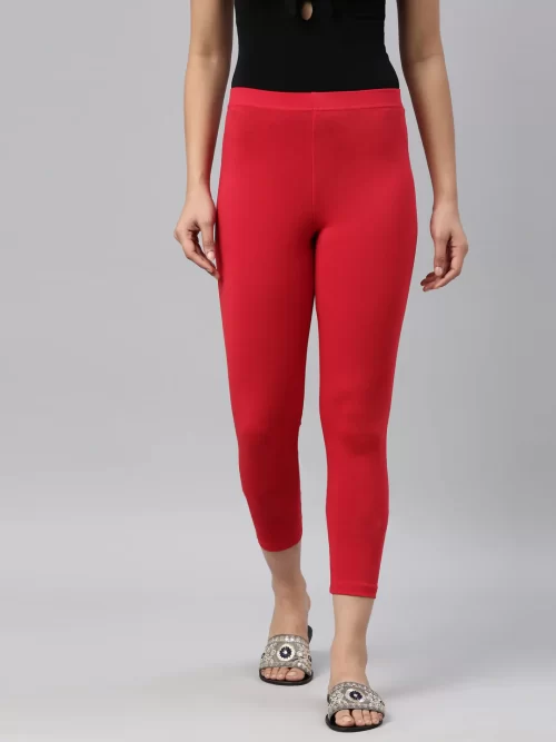 Women Solid Red Cotton Cropped Legging