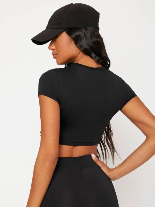 Stylish Round Neck Fitted Crop Top