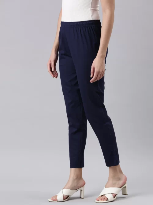 Women Solid Navy Blue Cotton Pencil Pant