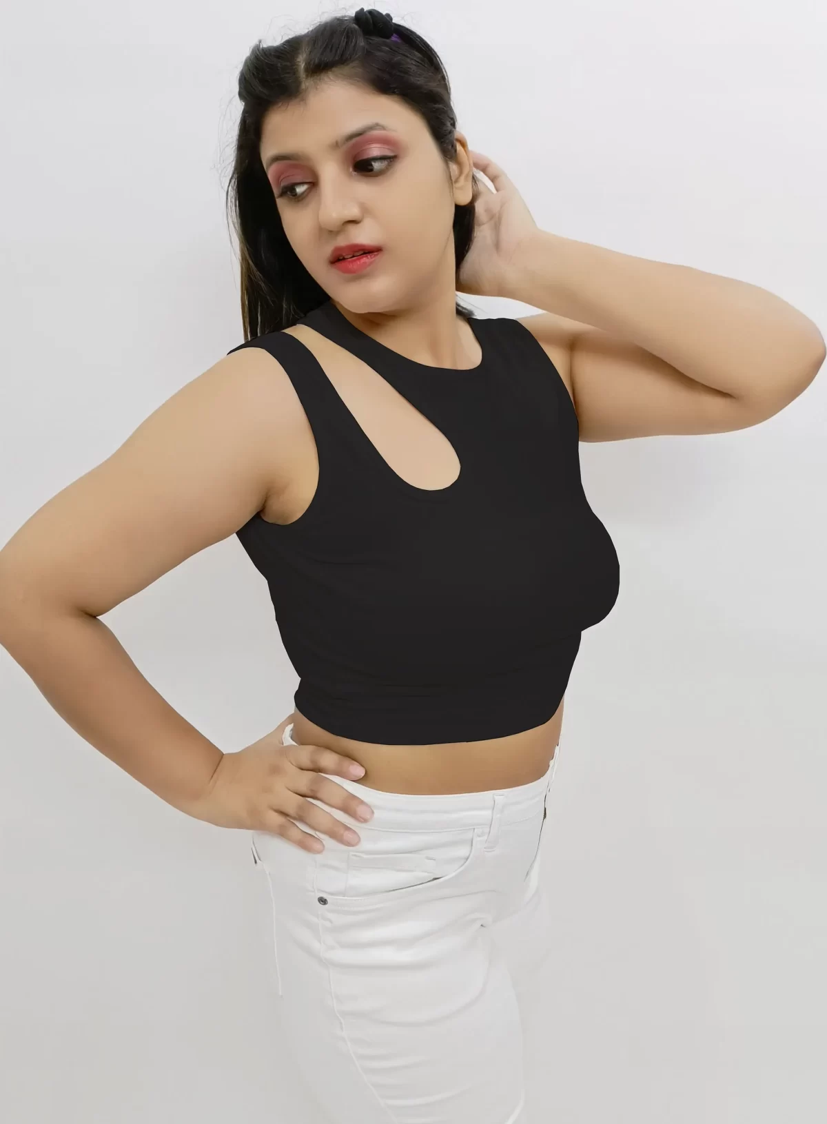 Black Stylish & Chic Cut Out Crop Top4